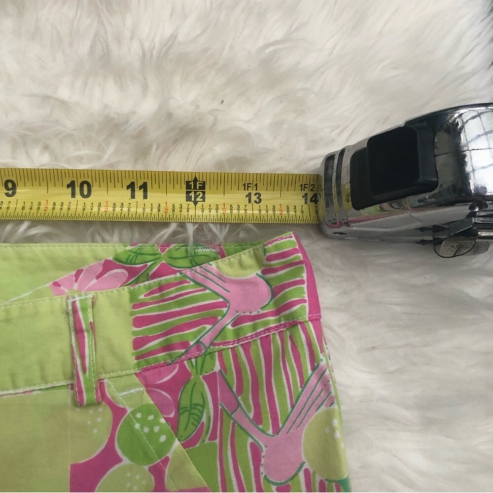 Lilly Pulitzer Golf Patchwork Print Capri Pants - image 8
